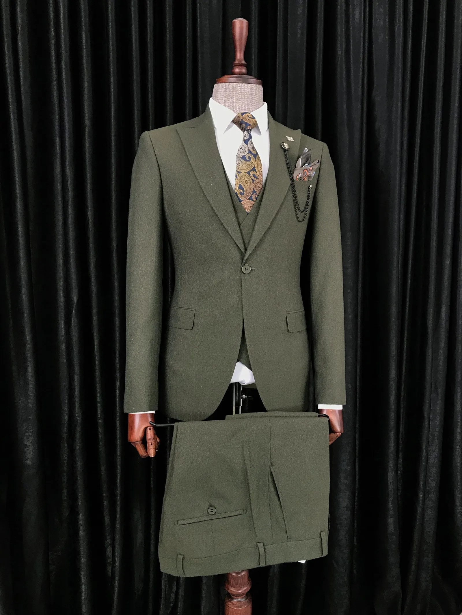 Bojoni Amato Slim Fit Khaki Suit