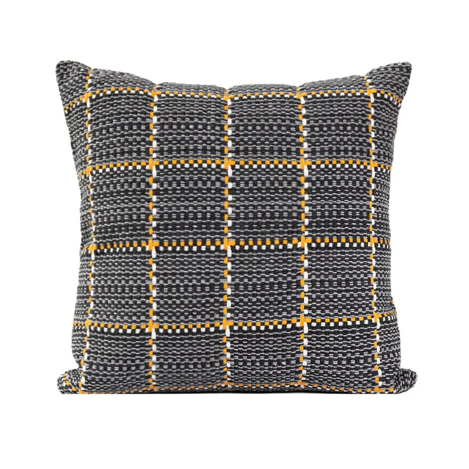 Grid Pattern Thick Knit Throw Pillow