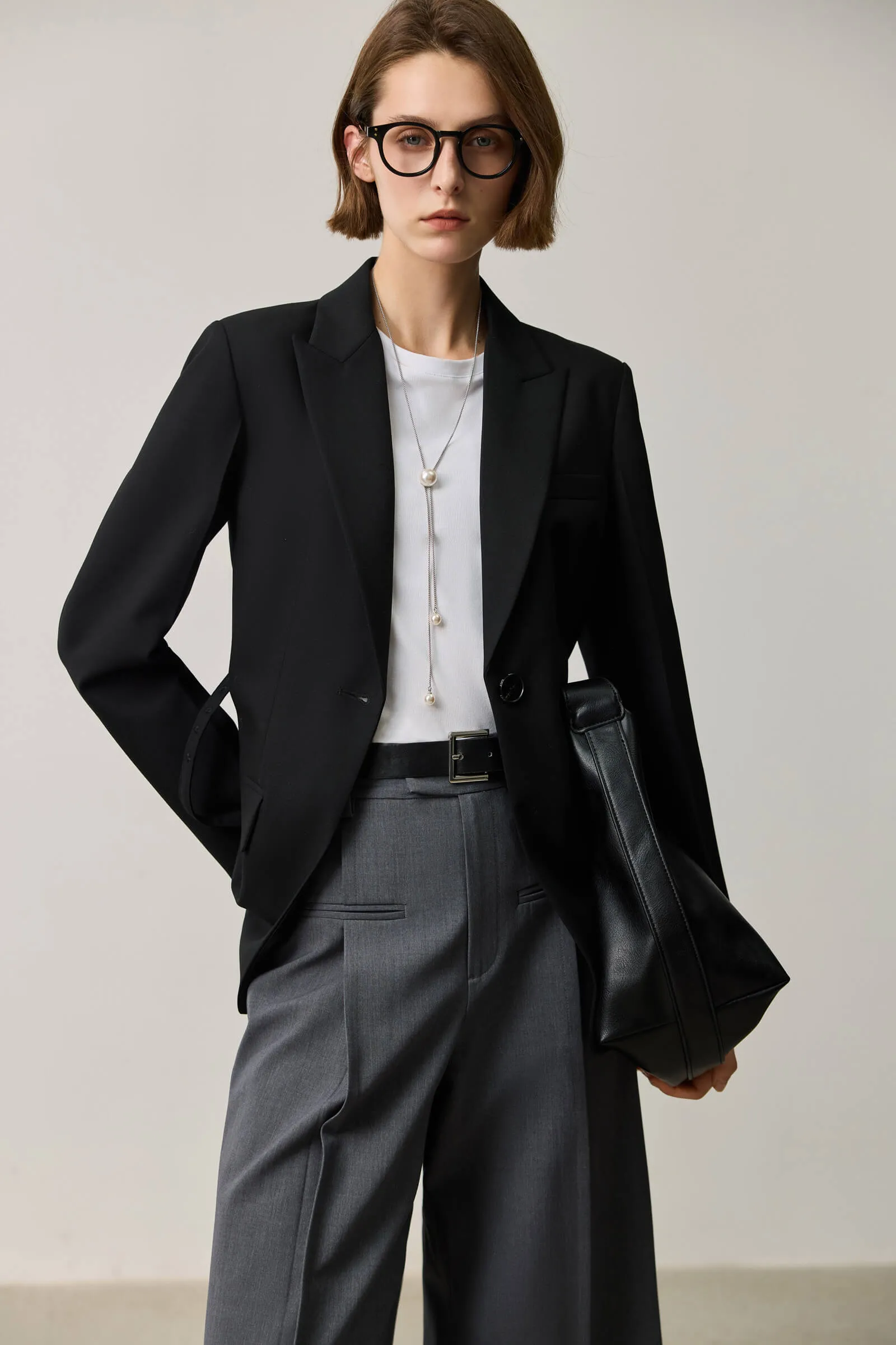 LILY Slim-Fit Blazer