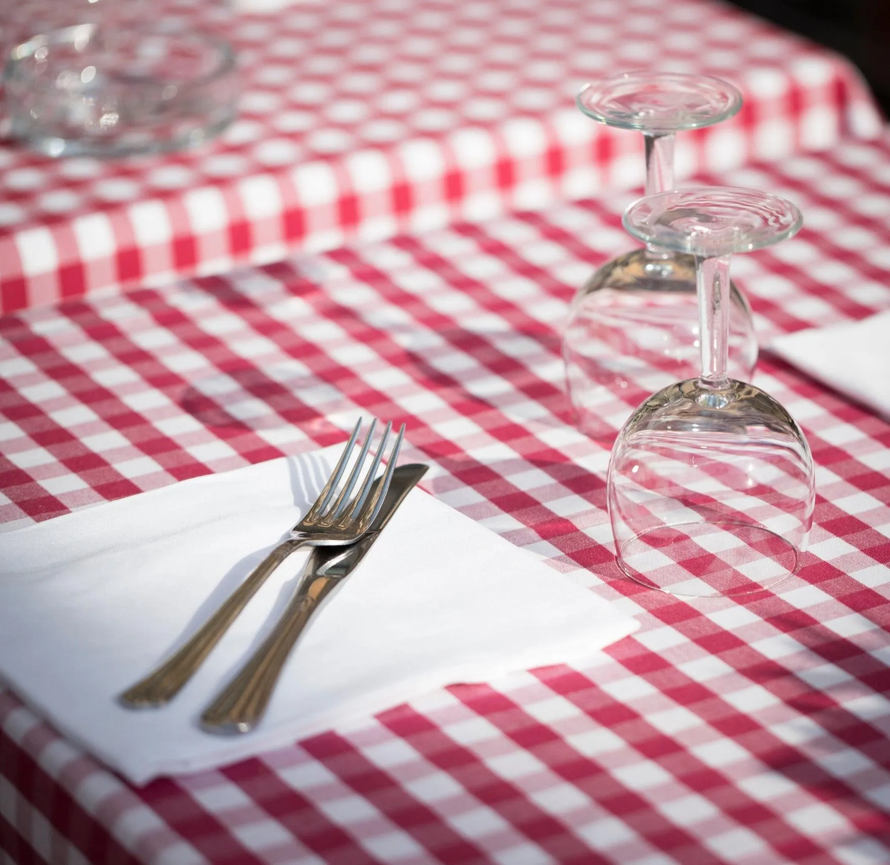 Square Checkered Tablecloth, Gingham Tablecloths